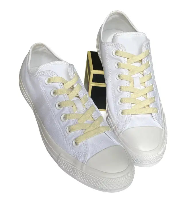 sznurowadla sneakersy biale kremowe